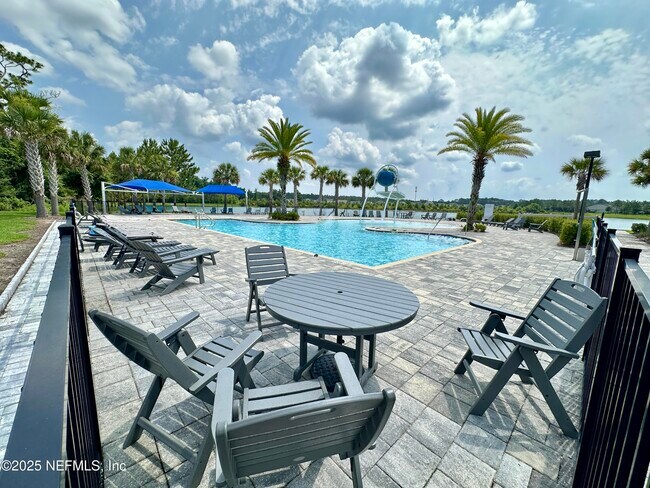 Building Photo - 505 Windwalker Dr