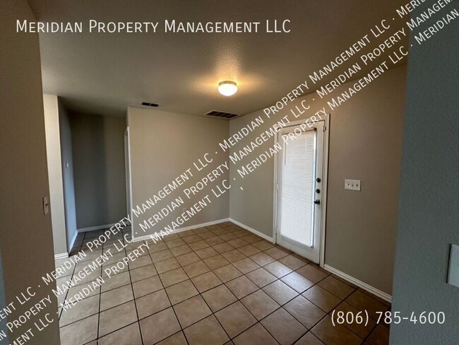 Building Photo - 533 N. Clinton-