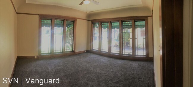 Primary Photo - 1 br, 0.5 bath Room For Rent - Old Town Or...