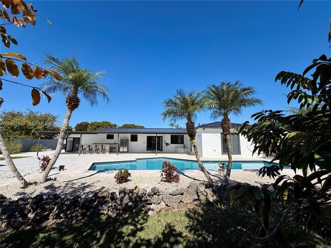 Building Photo - 16320 SW 278th St