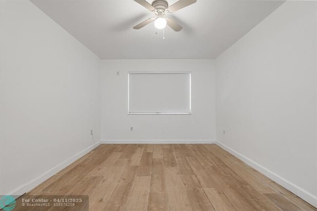 Building Photo - 7831 SW 56th St