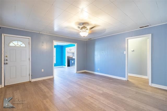 Building Photo - 301 S Mockingbird Ln