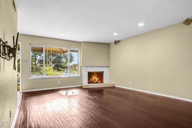 Building Photo - 1307 S Petit Ave