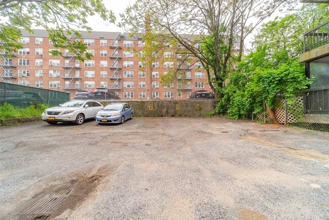 Building Photo - 140-44 34th Ave