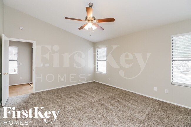Building Photo - 20442 N 38th Dr