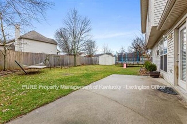 Building Photo - 872 Burkewood Dr