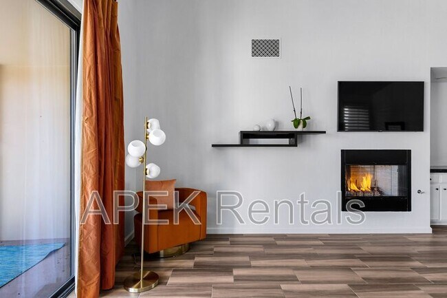 Building Photo - 2842 Sundance Cir W