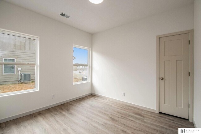 Building Photo - 12314 N 149th Cir