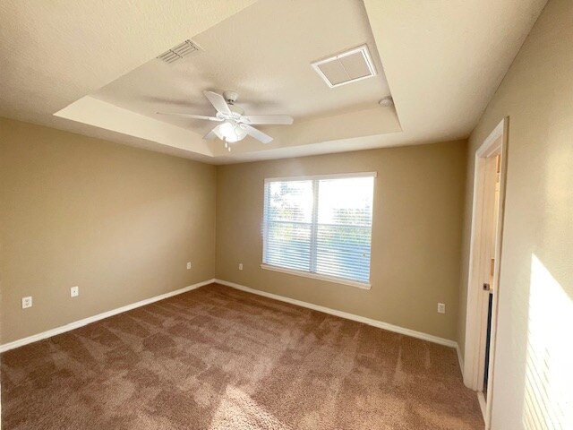 Building Photo - 2216 Betsy Ross Ln