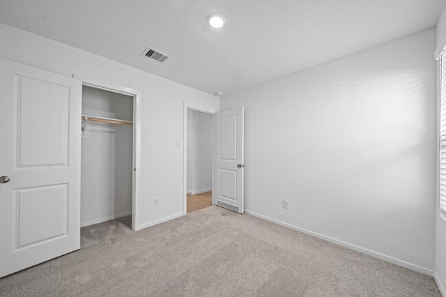 Building Photo - 3084 Sunset Glory Dr