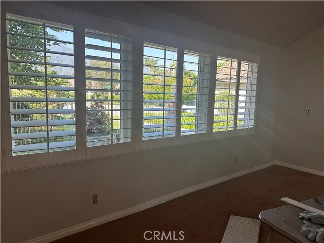 Building Photo - 9545 Alta Loma Dr