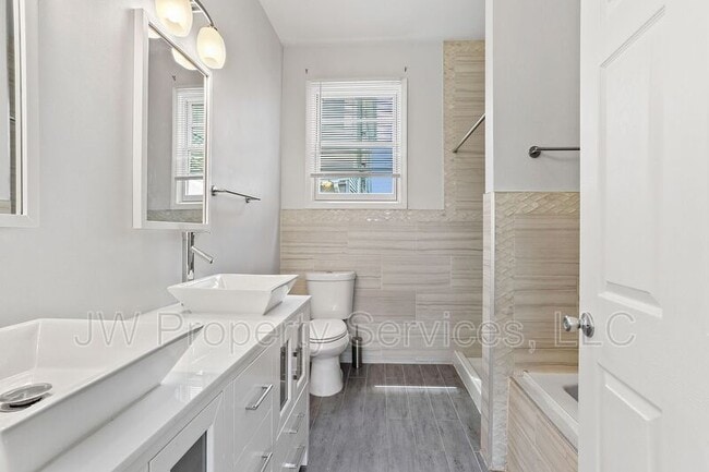 Building Photo - 309 Red Allen Wy