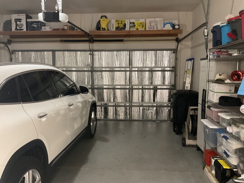 Garage - 2717 Tottenham Dr