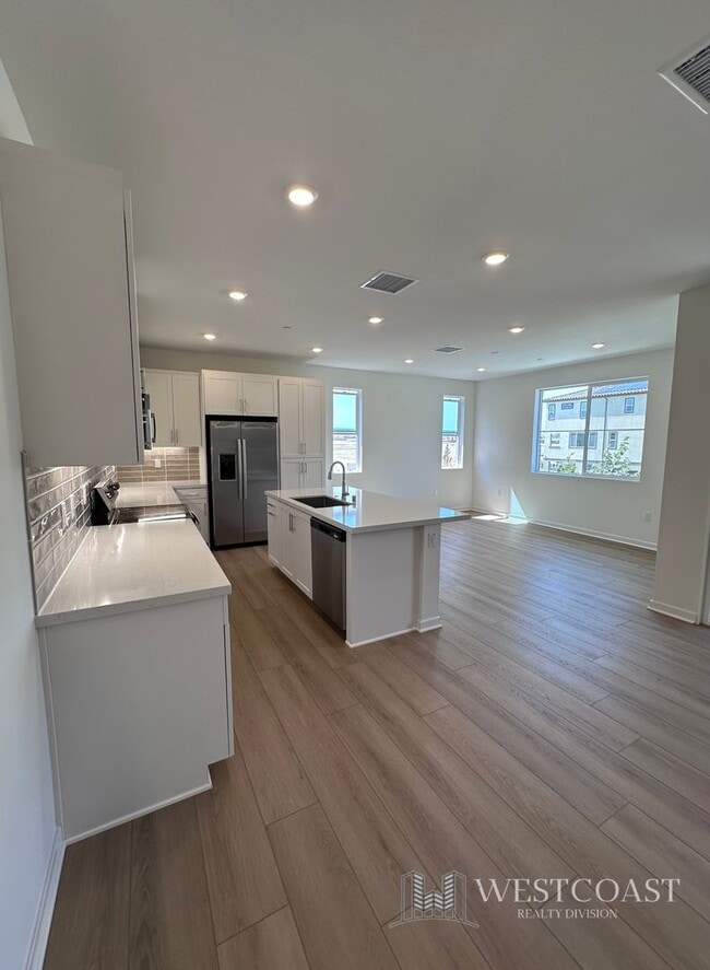 Building Photo - 5954 Catskills Ct