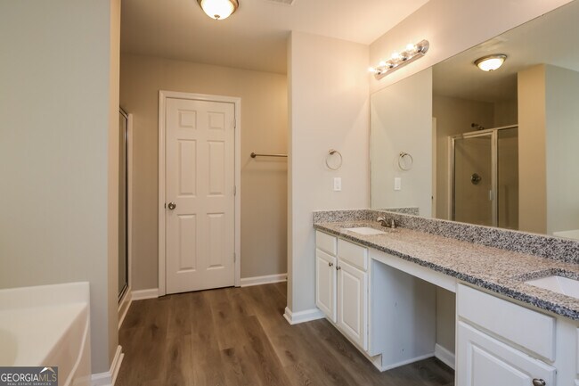 Building Photo - 248 Springs Crossing