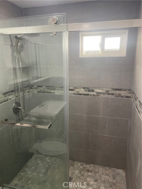 Building Photo - 3736 Veteran Ave