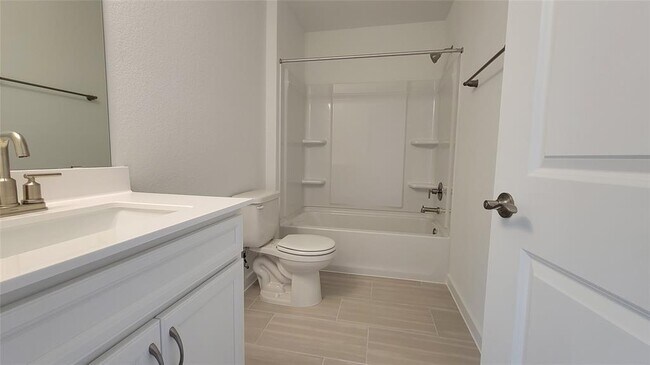 Building Photo - 440 Bristlecone Bend