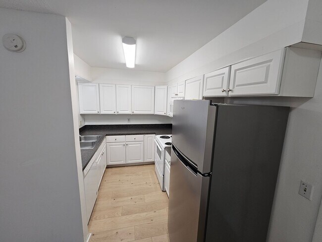 Building Photo - FABOULOUS 3 BEDROOM / 2.5 BATH / 2 CAR GARAGE HOME - WINTER SPRINGS (THE HIGHLANDS)
