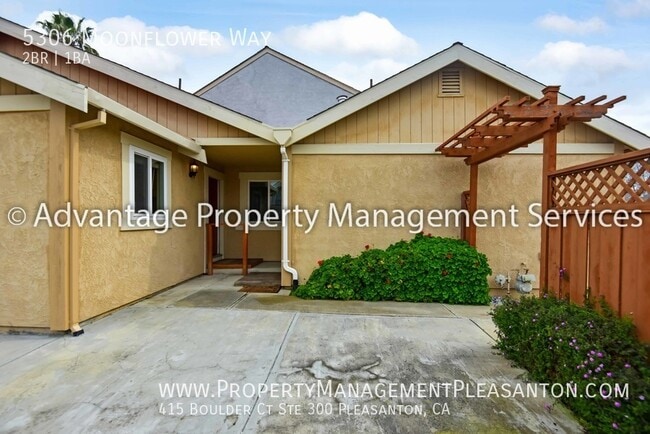Building Photo - 5306 Moonflower Way