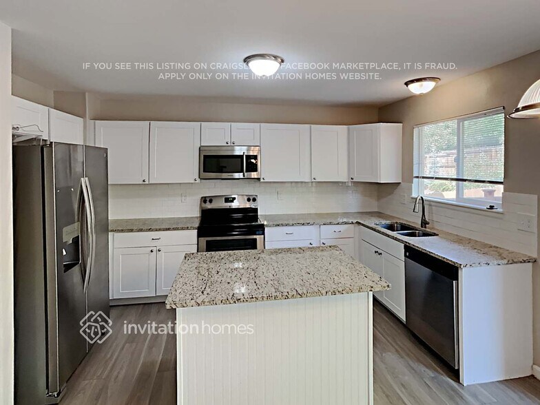 Building Photo - 3770 S Jebel Way