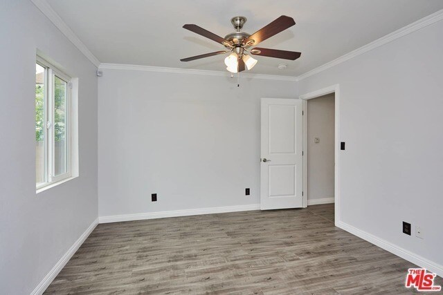 Building Photo - 4313 Kenwood Ave