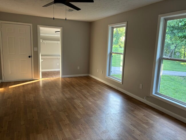 Building Photo - 10535 Hwy 231