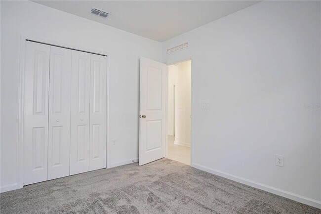 Building Photo - 668 Sand Pne Ln