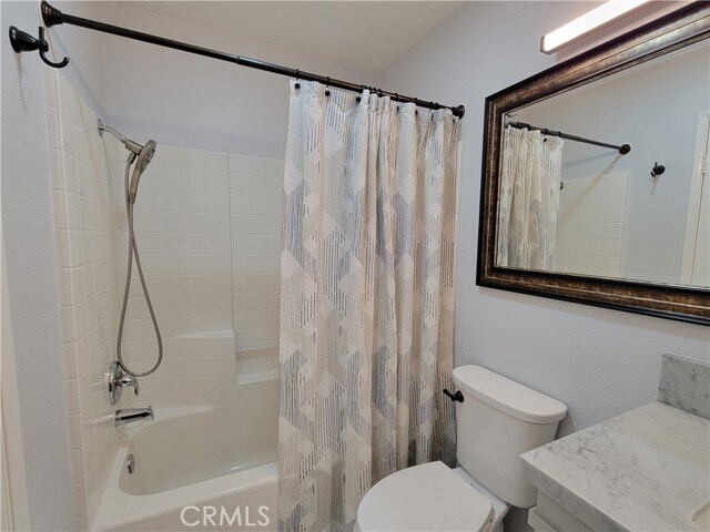 Building Photo - 17 Destiny Way