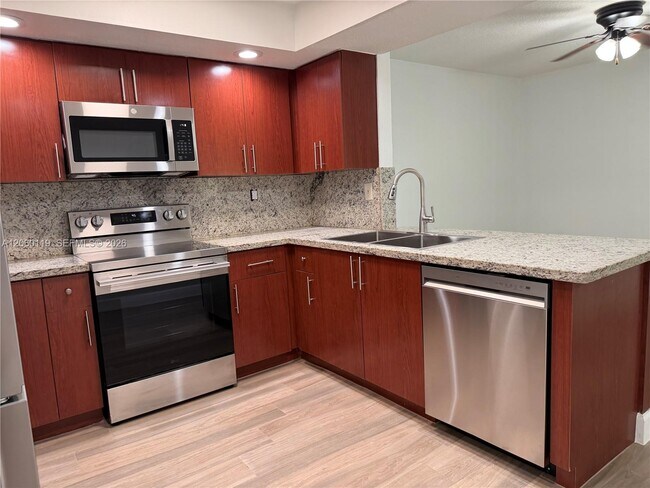 Building Photo - 4171 NW 110th Ave