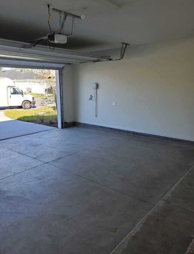 Building Photo - Modern 3BR/2BA Home Built in 2021 - Prime Location Near I-95!