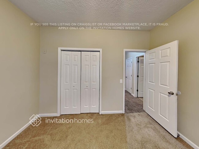 Building Photo - 2041 Flint Hill Dr