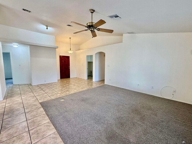 Building Photo - 11486 E Del Golfo