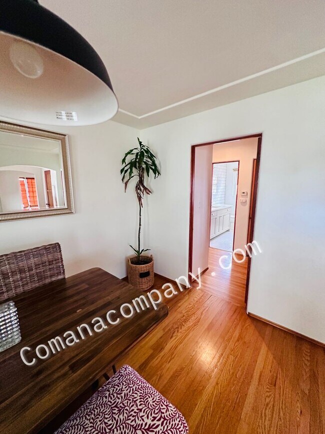 Building Photo - 4806 Aragon Dr