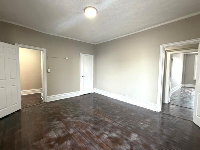 Building Photo - 157 S Harrison St