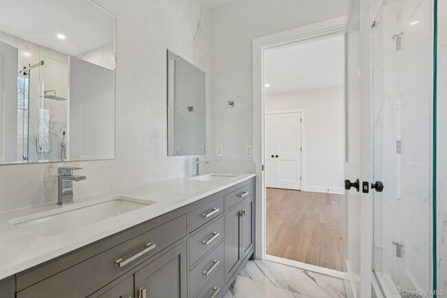 Building Photo - 400 Phillips Hill Rd