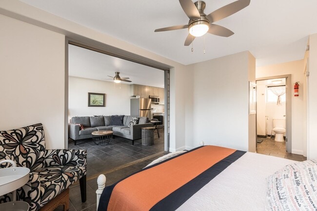 Building Photo - Furnished 1 Bedroom Condo in Kona Town