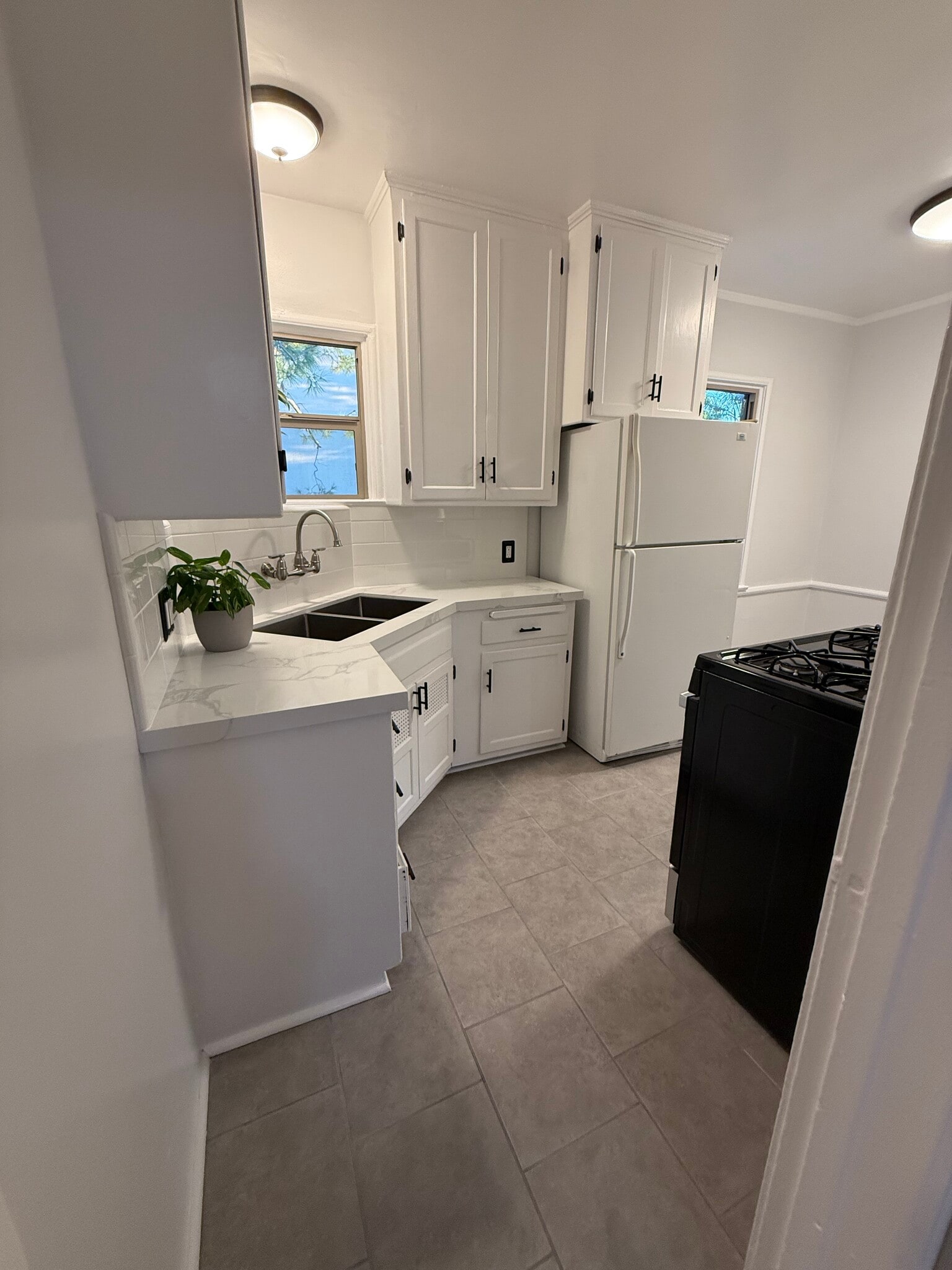 We are replacing the refrigerator - 114 1/2 N Pass Ave