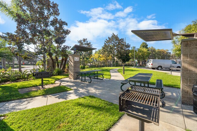 Building Photo - 5509 W 149th Pl