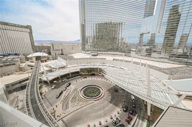 Building Photo - 3726 S Las Vegas Blvd