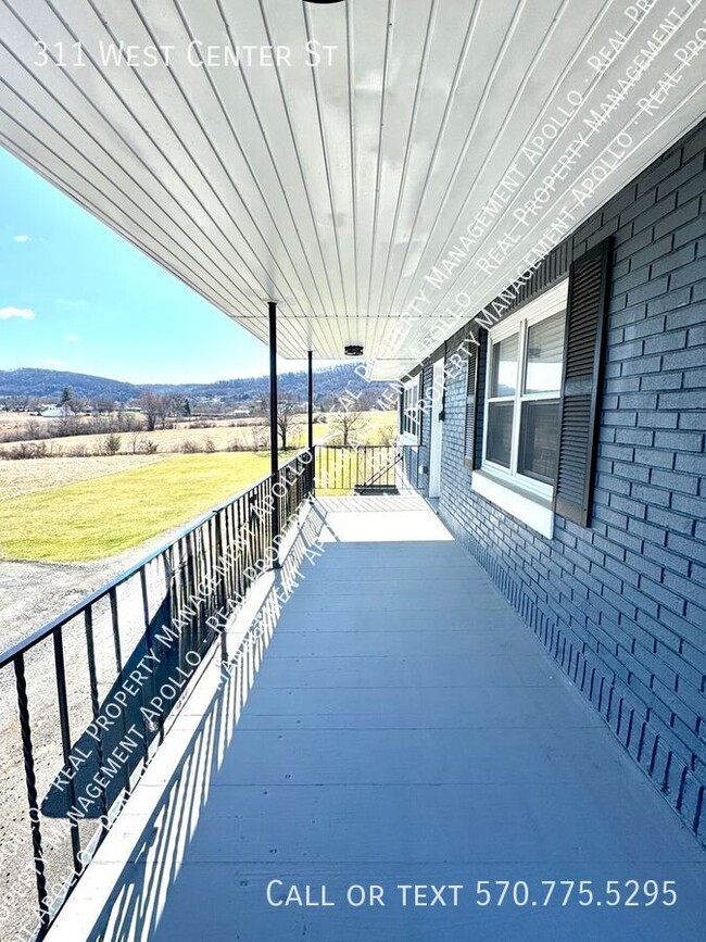 Building Photo - 311 W Center St