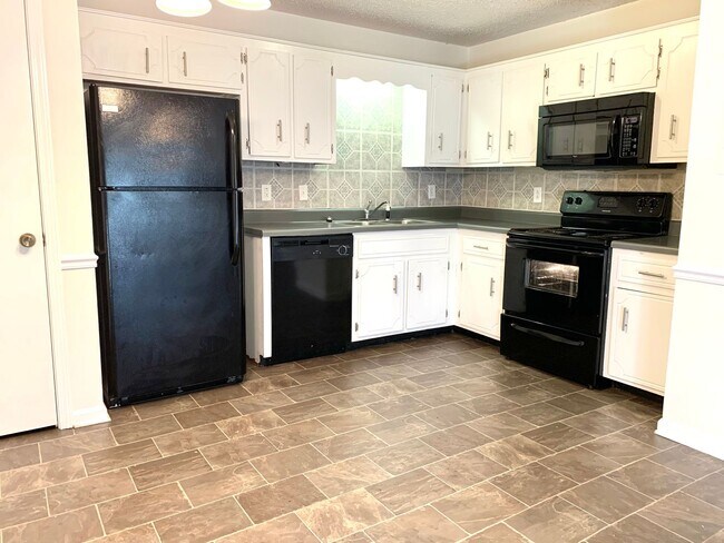 Building Photo - 402 Jack Miller Blvd