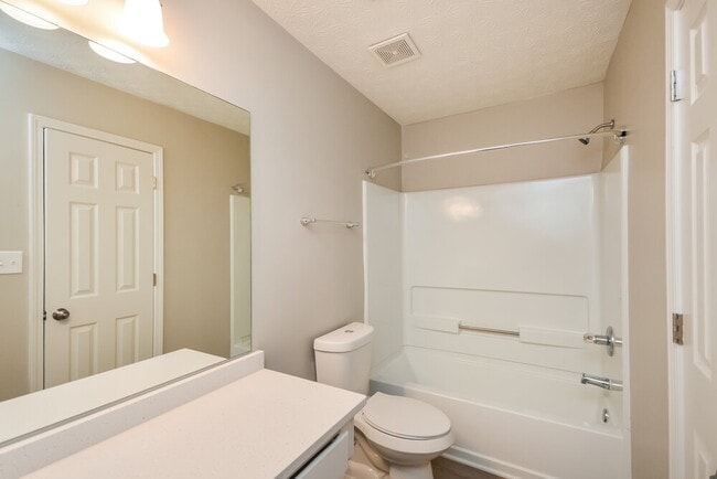 Building Photo - 5621 Winchester Pl