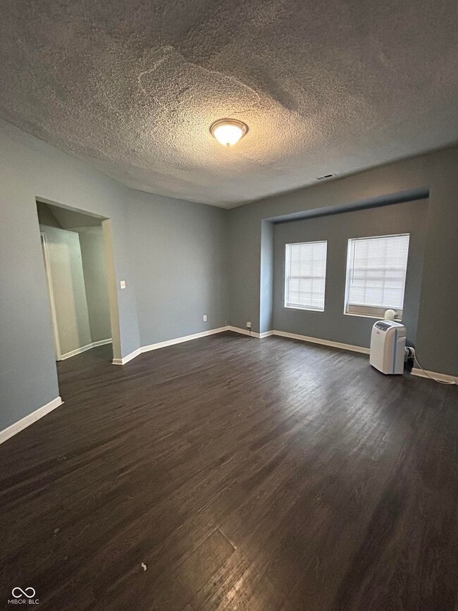 Building Photo - 14 N Euclid Ave