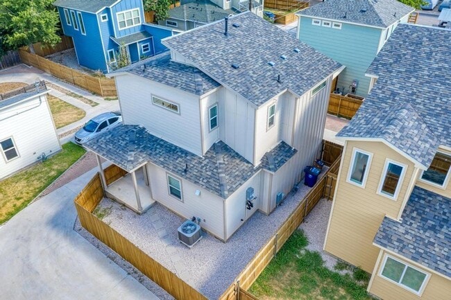 Building Photo - 7714 Watson St