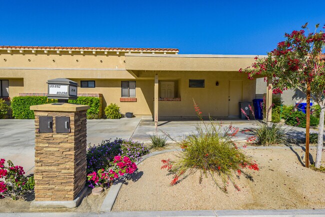 Building Photo - 40498 Bay Hill Way