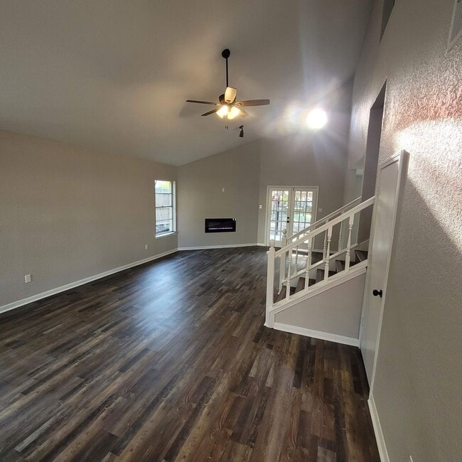 Building Photo - 14623 Highland Ridge