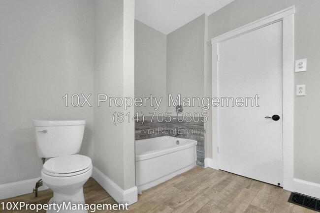 Building Photo - 128 Benfield Ave