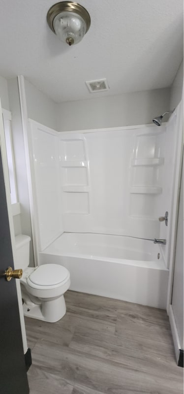 Building Photo - 144 S Main St