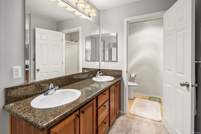 Building Photo - 4773 Whitworth Pl S