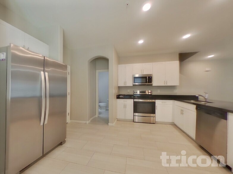 Building Photo - 12594 W Steed Ridge